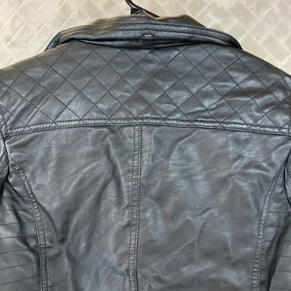 Love Tree Black Faux Leather Moto Jacket - Picture 13 of 15